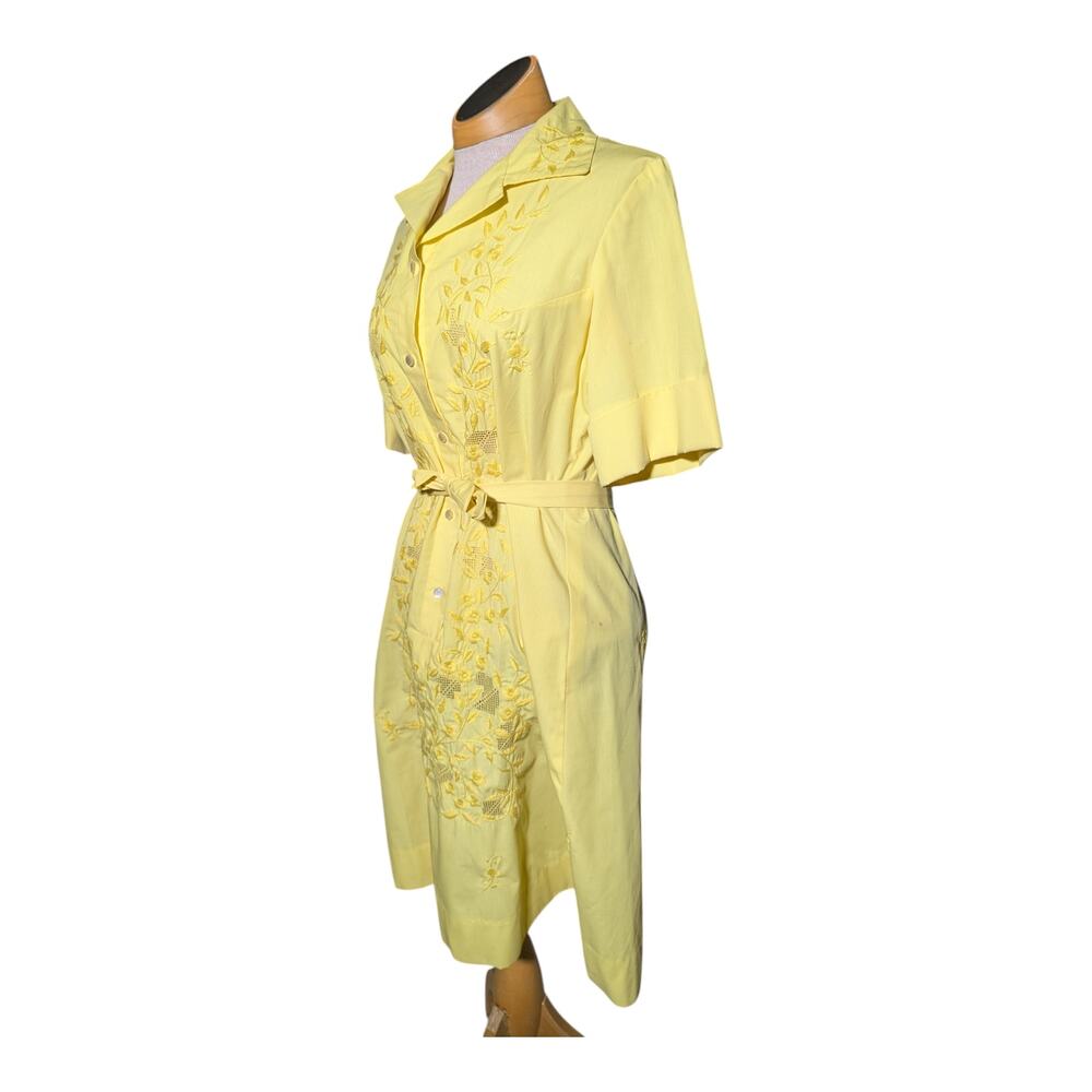 Vtg 1970s Pale Yellow Cotton Poplin Knee Length Embroidered Shirt Dress Sz 12